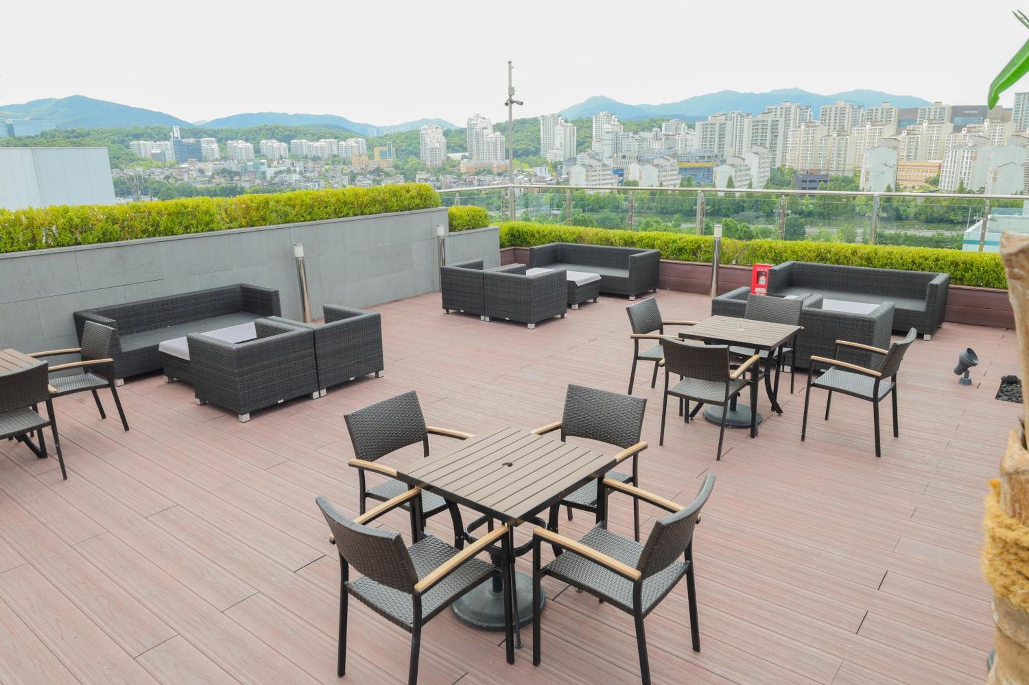 Hotel Skypark Central Seoul Pangyo Seongnam Exteriör bild
